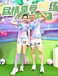 卡塔尔世界杯小组赛梅西输球后刘畊宏哭了_刘氏家族